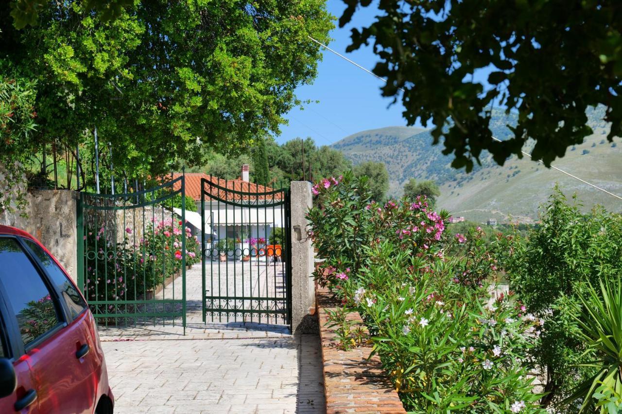 Вилла Saranda Landscape Экстерьер фото